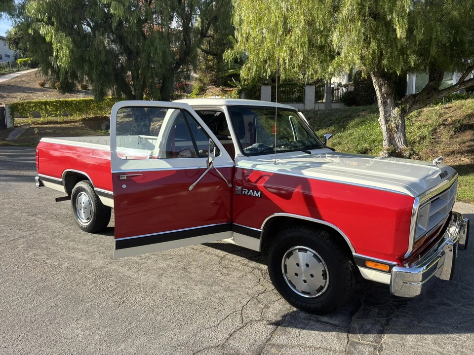 1987 Dodge Ram 1st Gen - Image 21 of 31