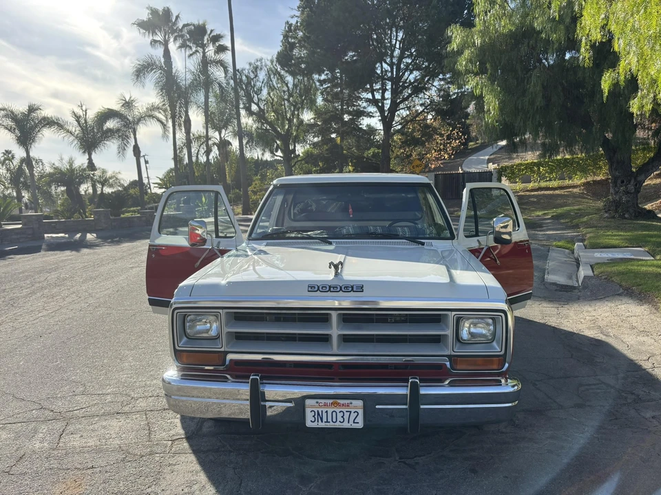 1987 Dodge Ram 1st Gen - Image 16 of 31