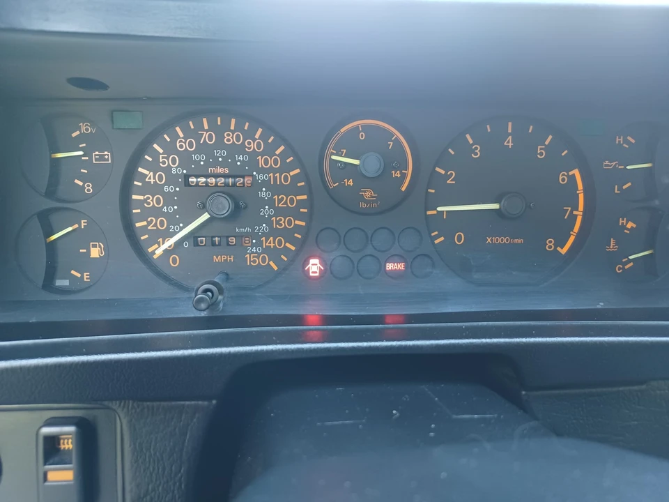 1988 Chrysler Conquest - Image 29 of 31