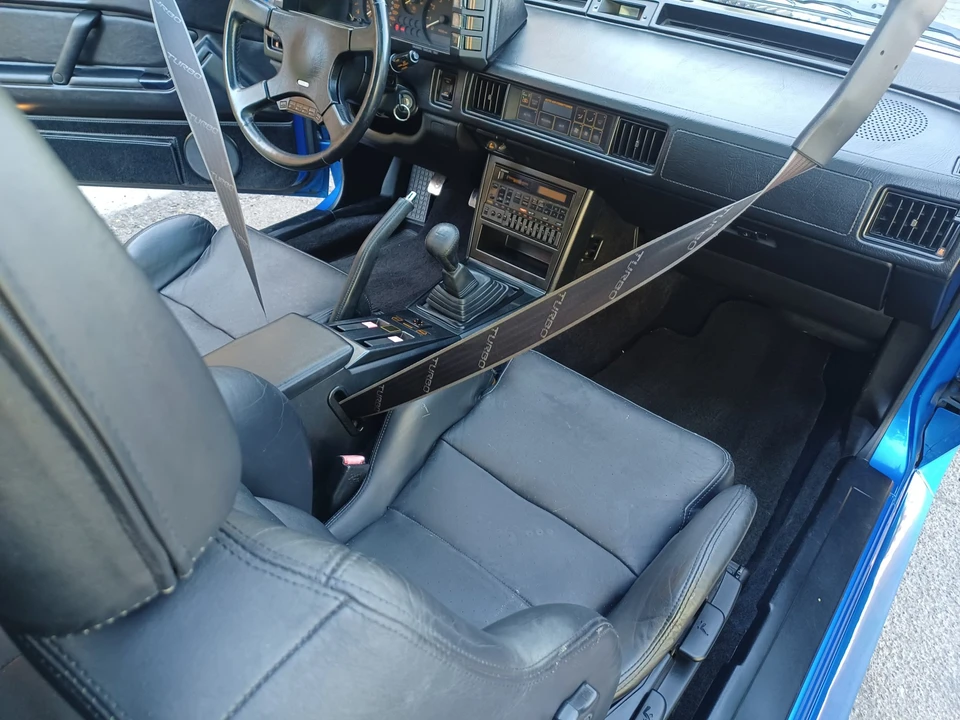 1988 Chrysler Conquest - Image 25 of 31