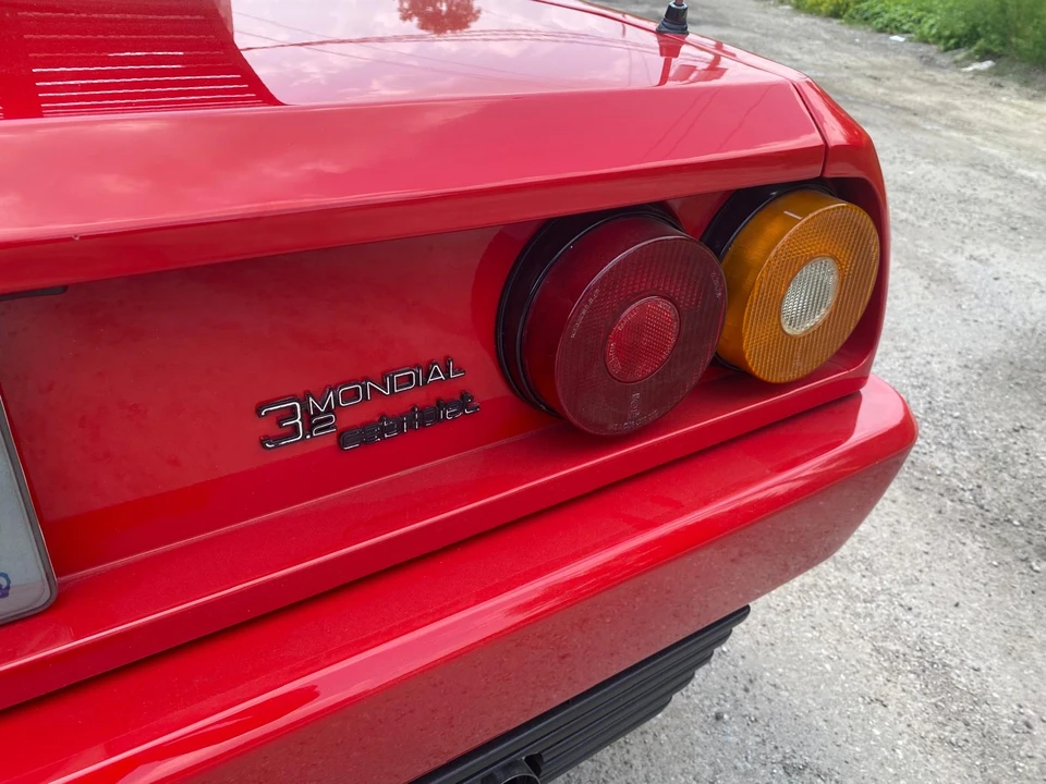 1988 Ferrari Mondial 3.2 - Image 23 of 31