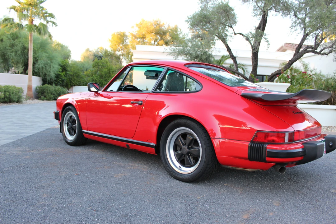1988 Porsche 911 Carrera 3.2 - Image 5 of 31