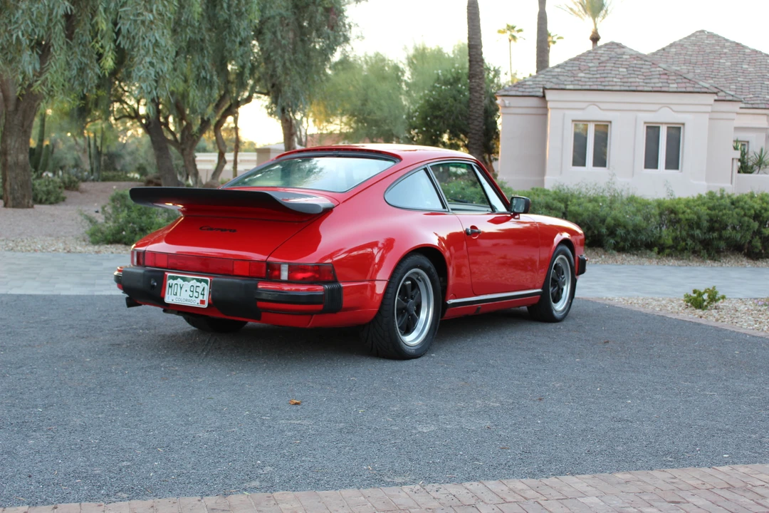 1988 Porsche 911 Carrera 3.2 - Image 9 of 31