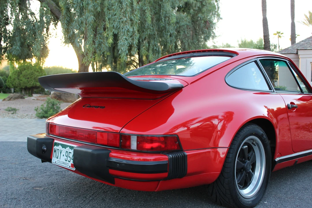 1988 Porsche 911 Carrera 3.2 - Image 24 of 31
