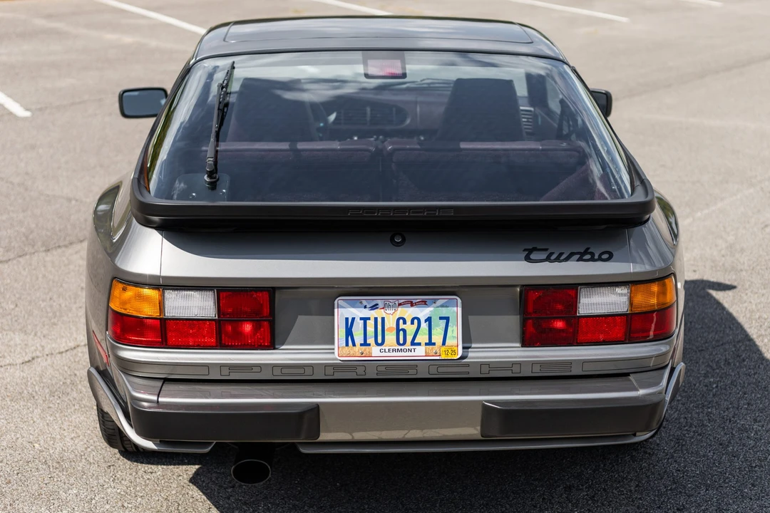 1988 Porsche 944 Turbo - Image 8 of 31