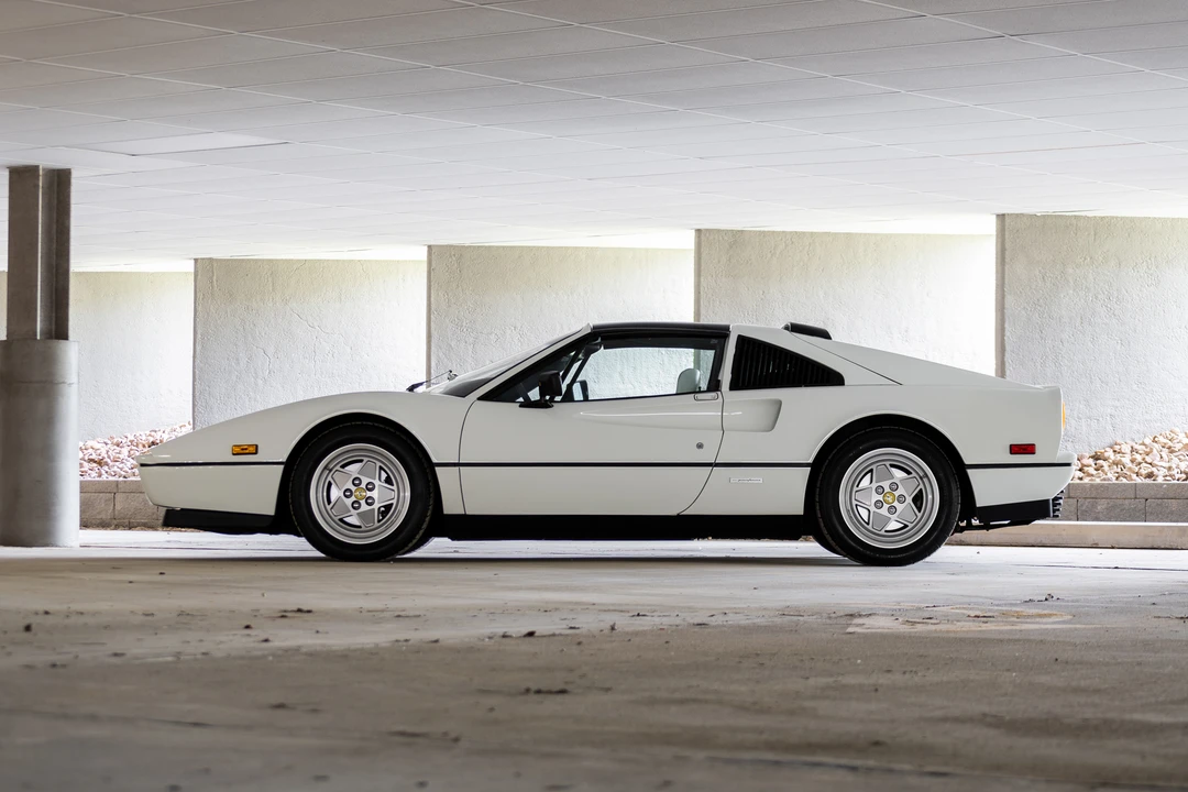 1988 Ferrari 328 GTS - Image 6 of 31