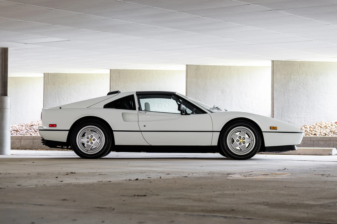 1988 Ferrari 328 GTS - Image 11 of 31