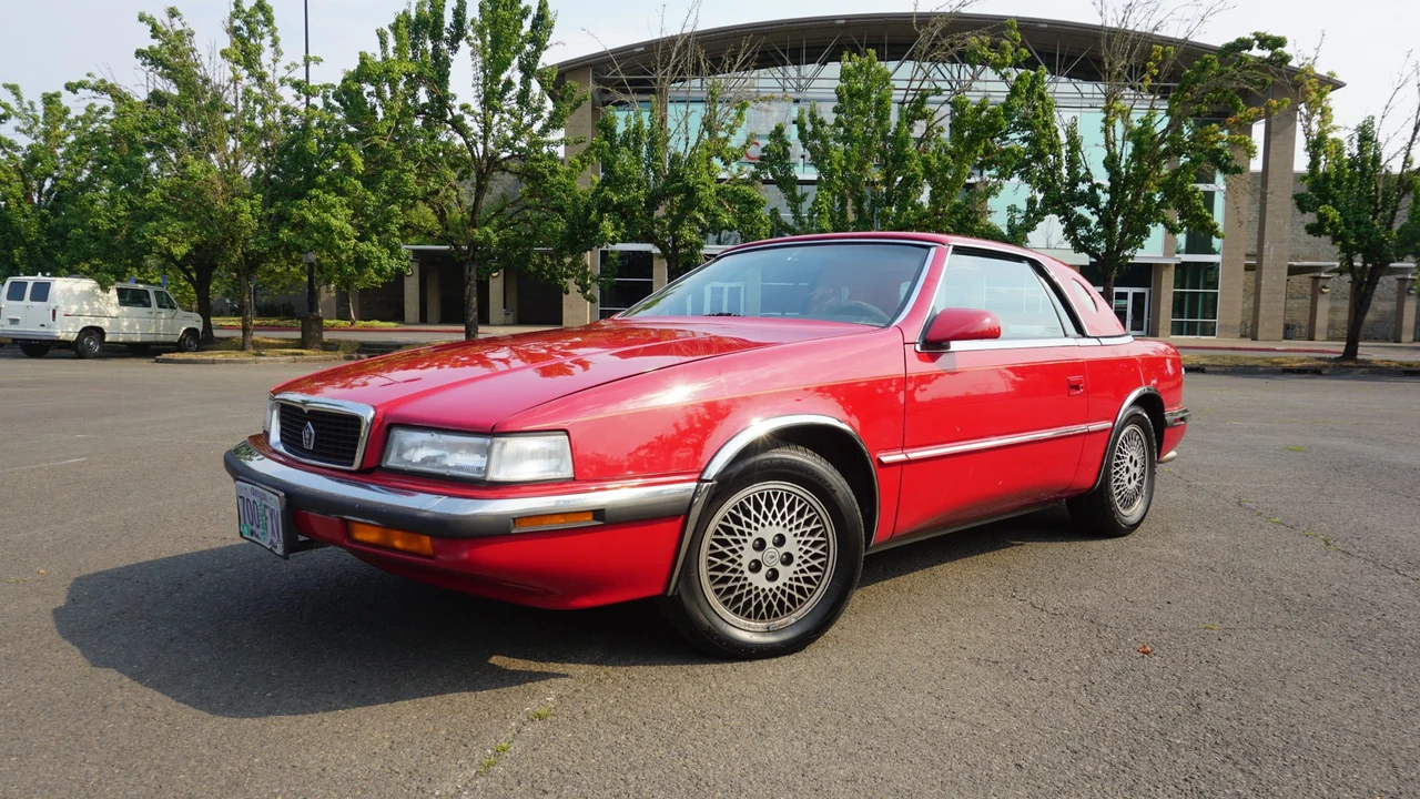 1989 Chrysler TC by Maserati - Image 3 of 31
