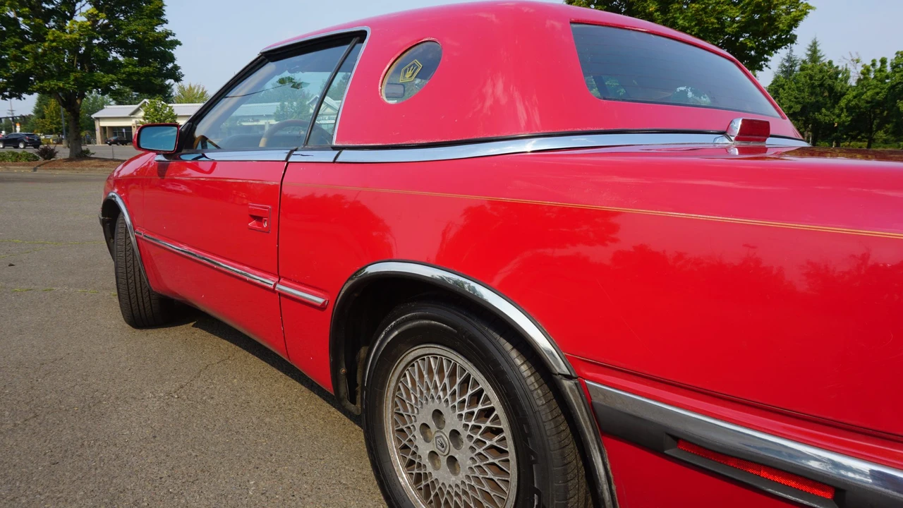 1989 Chrysler TC by Maserati - Image 24 of 31