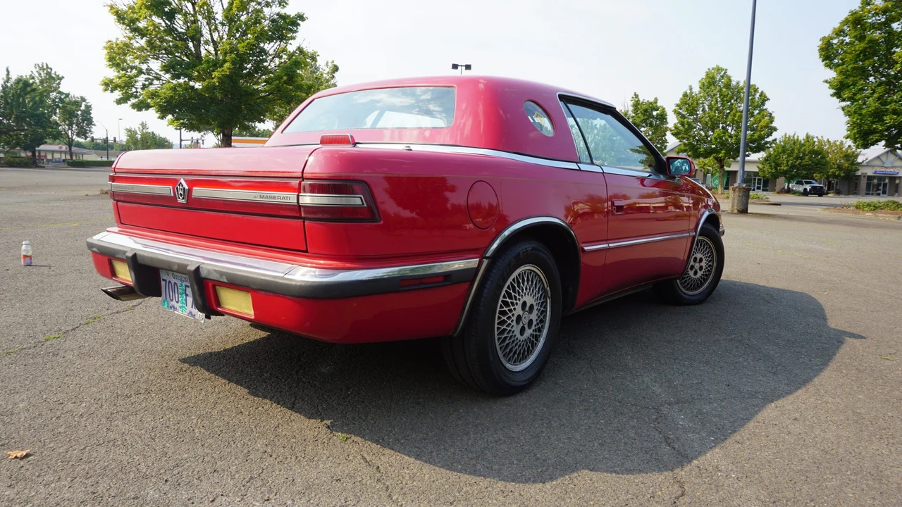 1989 Chrysler TC by Maserati - Image 7 of 31