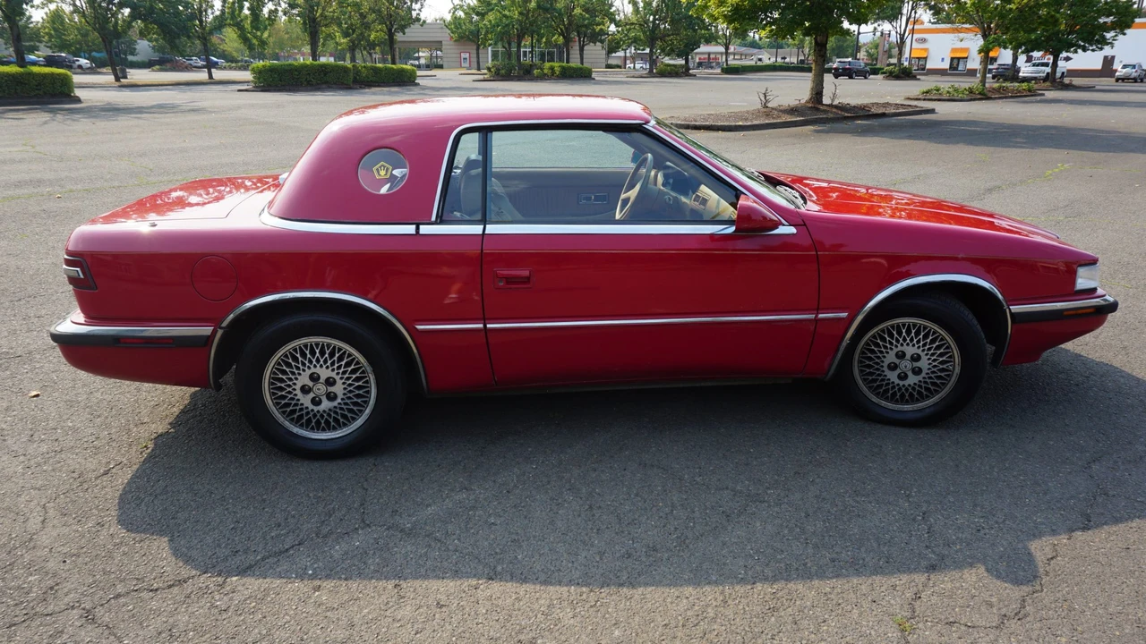 1989 Chrysler TC by Maserati - Image 8 of 31
