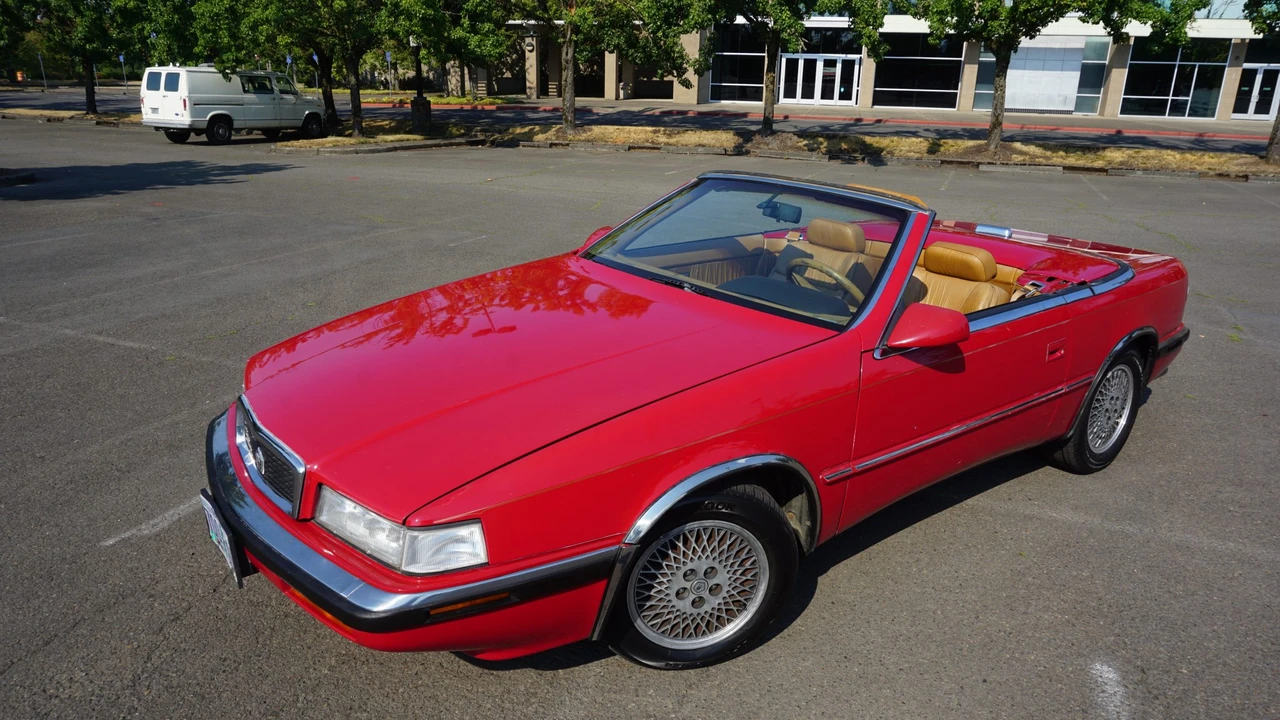1989 Chrysler TC by Maserati - Image 10 of 31