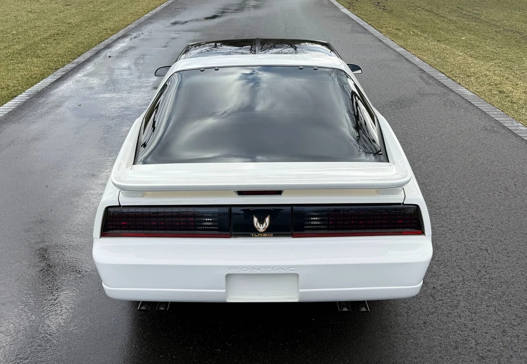 1989 Pontiac Firebird Trans Am 3rd Gen - Image 20 of 31