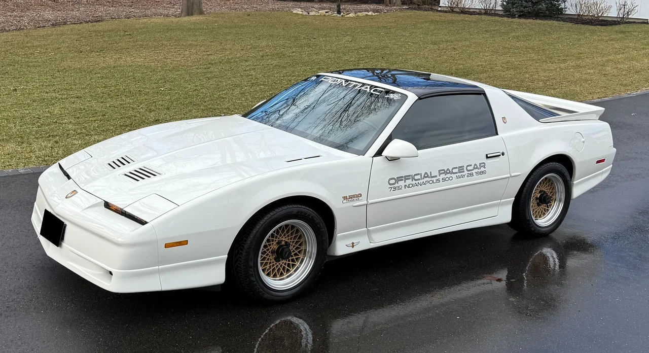 1989 Pontiac Firebird Trans Am 3rd Gen - Image 29 of 31