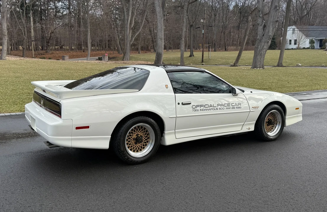 1989 Pontiac Firebird Trans Am 3rd Gen - Image 13 of 31