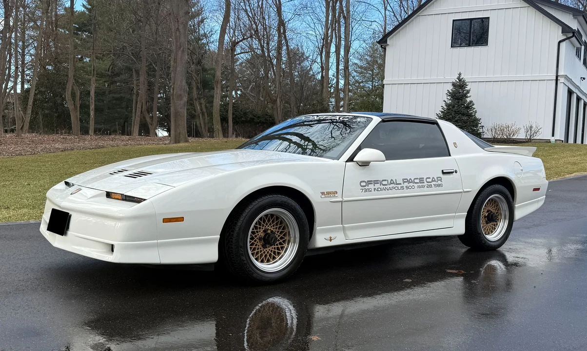 1989 Pontiac Firebird Trans Am 3rd Gen - Image 30 of 31