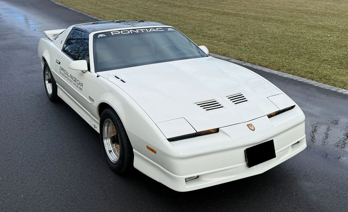 1989 Pontiac Firebird Trans Am 3rd Gen - Image 6 of 31