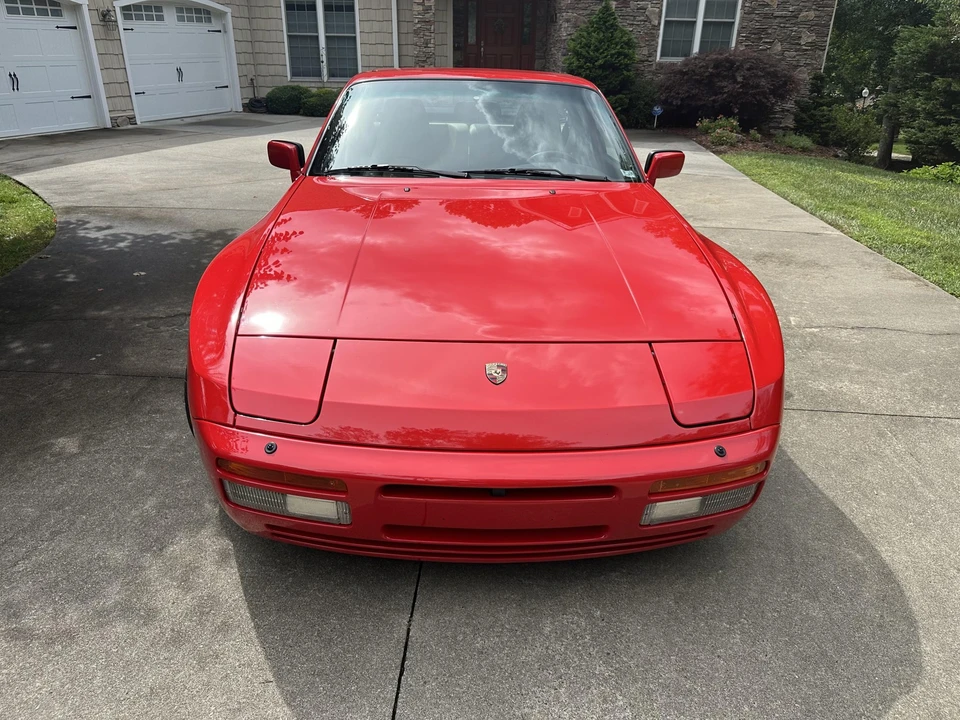 1989 Porsche 944 Turbo - Image 2 of 31