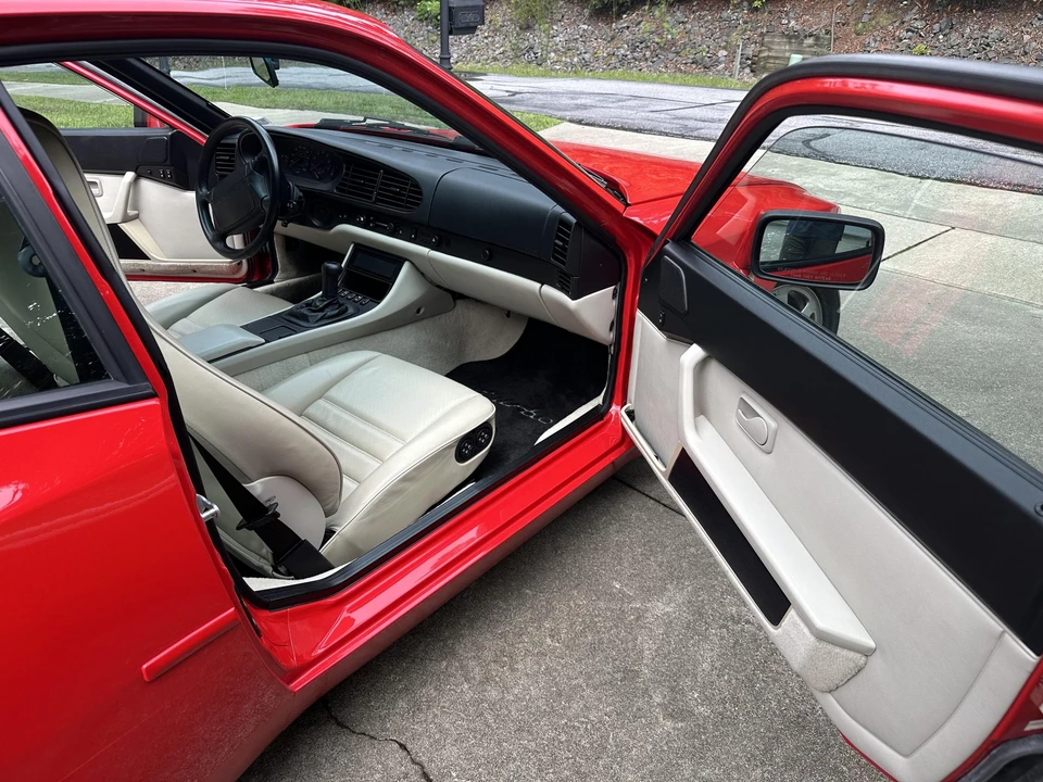 1989 Porsche 944 Turbo - Image 27 of 31