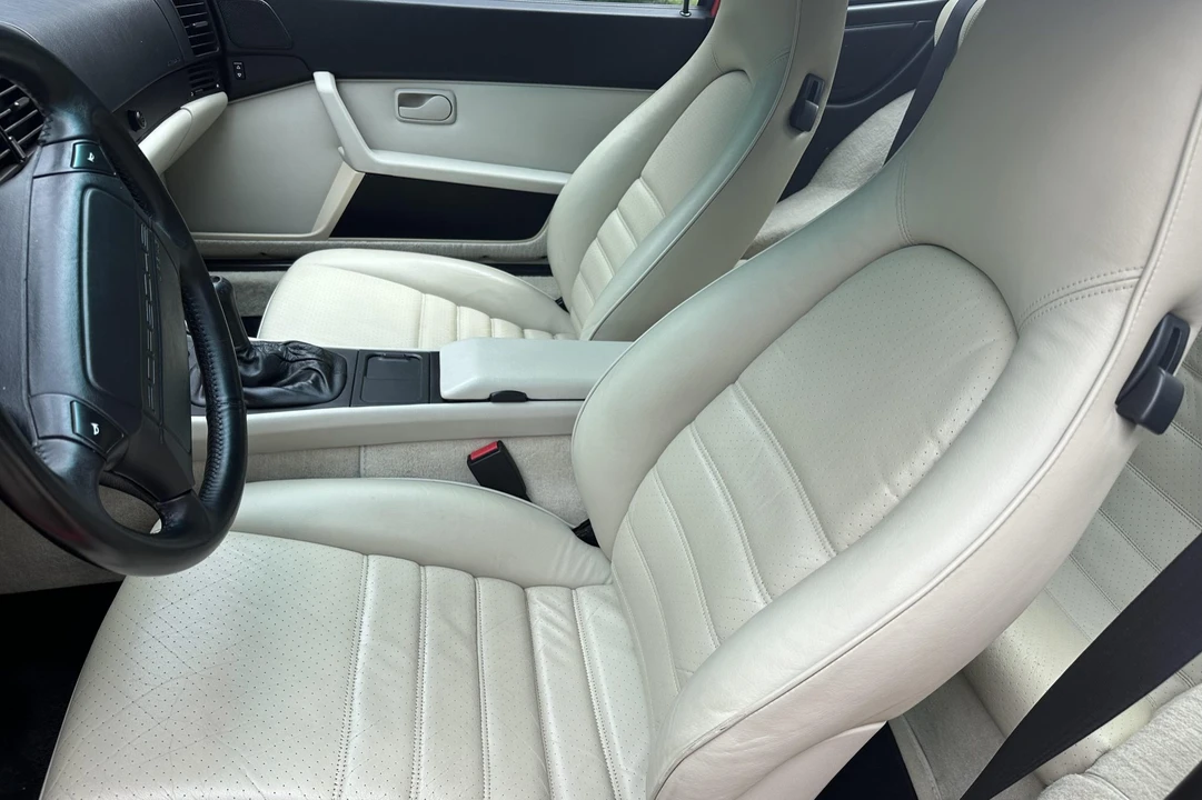 1989 Porsche 944 Turbo - Image 25 of 31