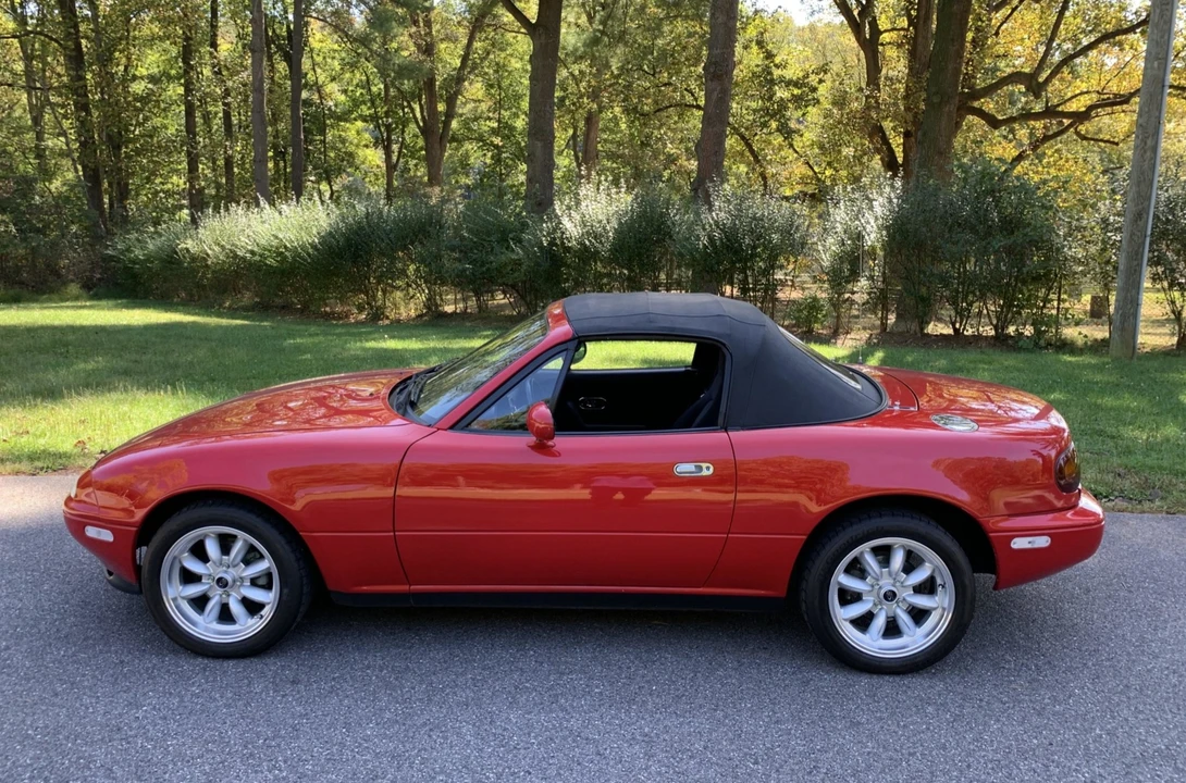 1990 Mazda NA MX-5 Miata - Image 13 of 31