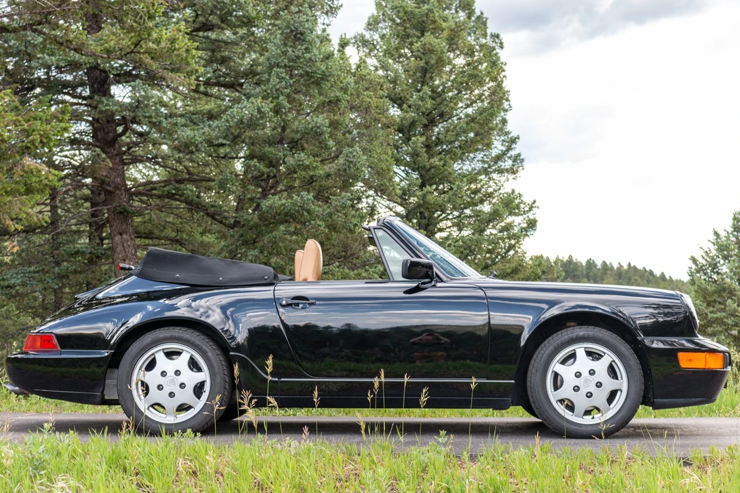 1990 Porsche 964 Carrera 4 - Image 13 of 31