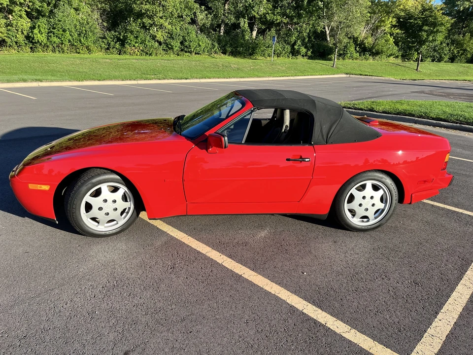 1990 Porsche 944 S2 - Image 6 of 31