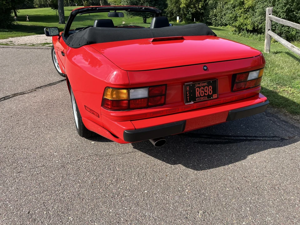 1990 Porsche 944 S2 - Image 8 of 31