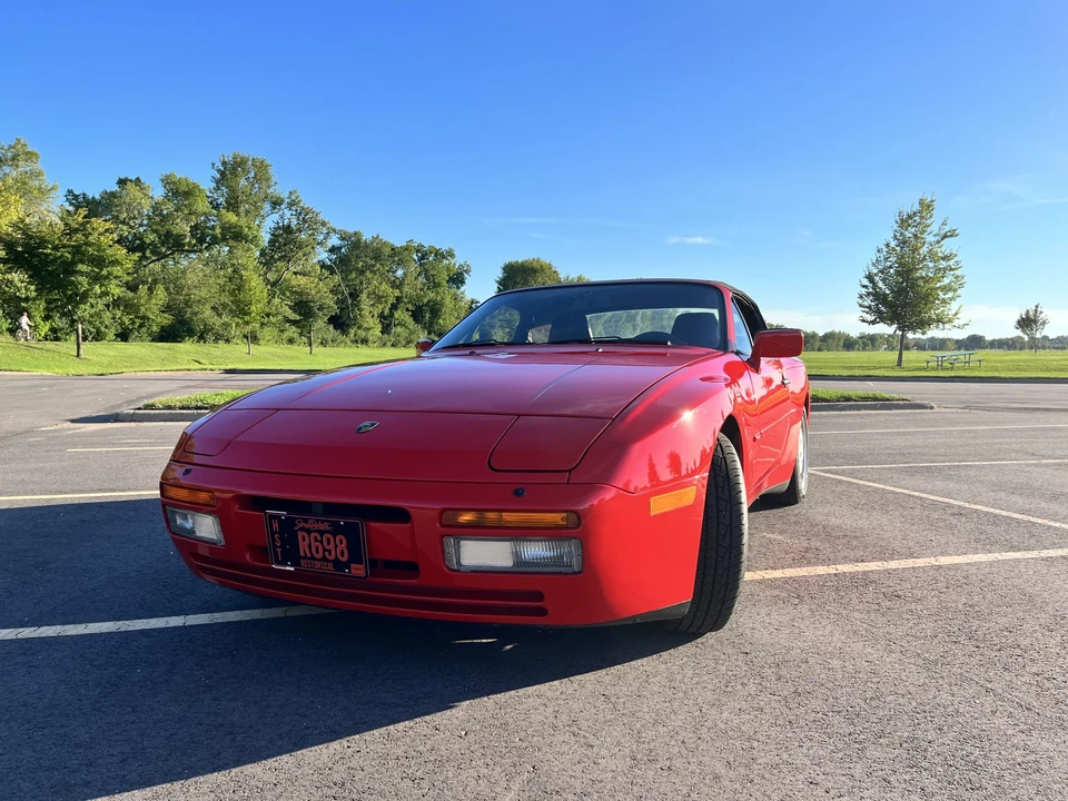 1990 Porsche 944 S2 - Image 2 of 31