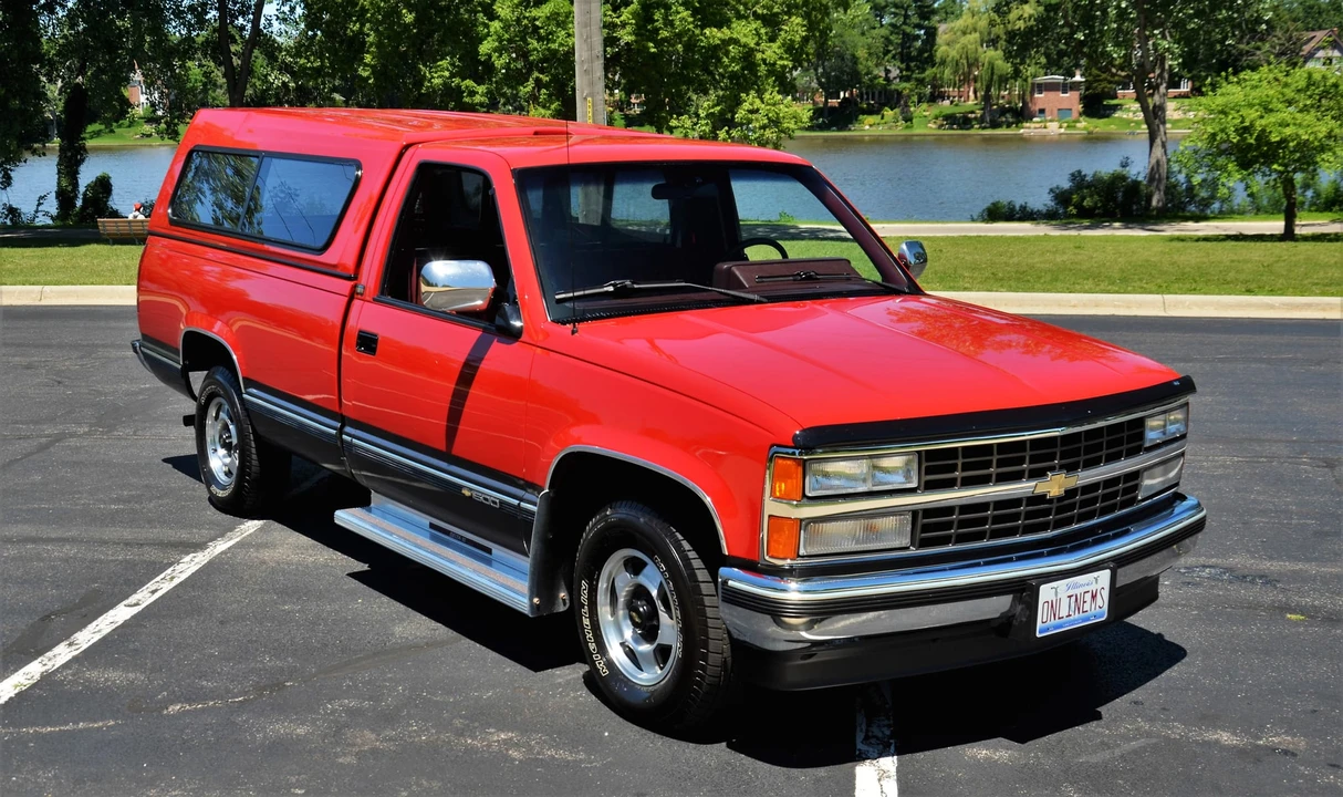 1991 Chevrolet C/K 4th Gen - Image 15 of 31