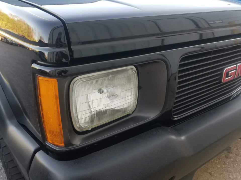 1991 GMC Syclone - Image 19 of 31