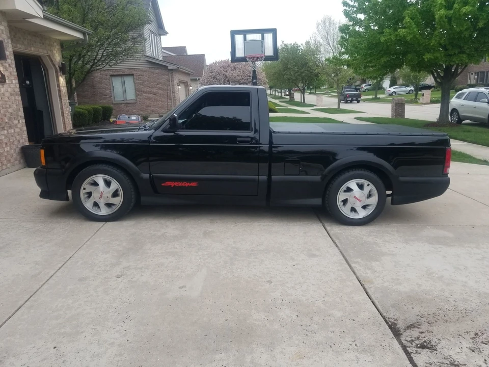 1991 GMC Syclone - Image 11 of 31