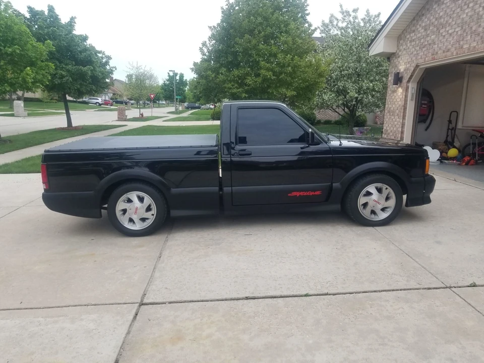 1991 GMC Syclone - Image 18 of 31
