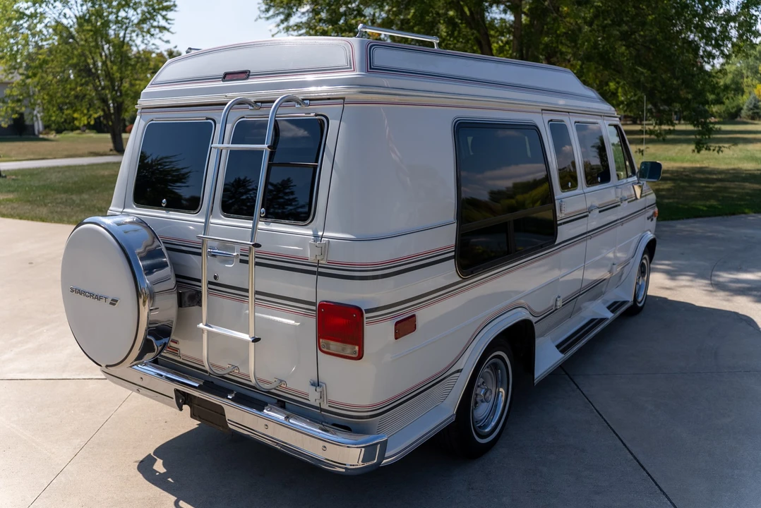 1991 GMC G-series Van - Image 31 of 31