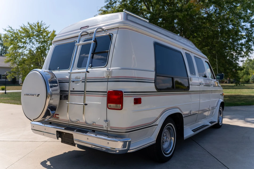 1991 GMC G-series Van - Image 30 of 31