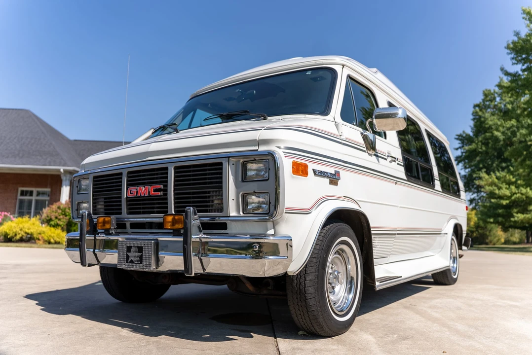 1991 GMC G-series Van - Image 10 of 31