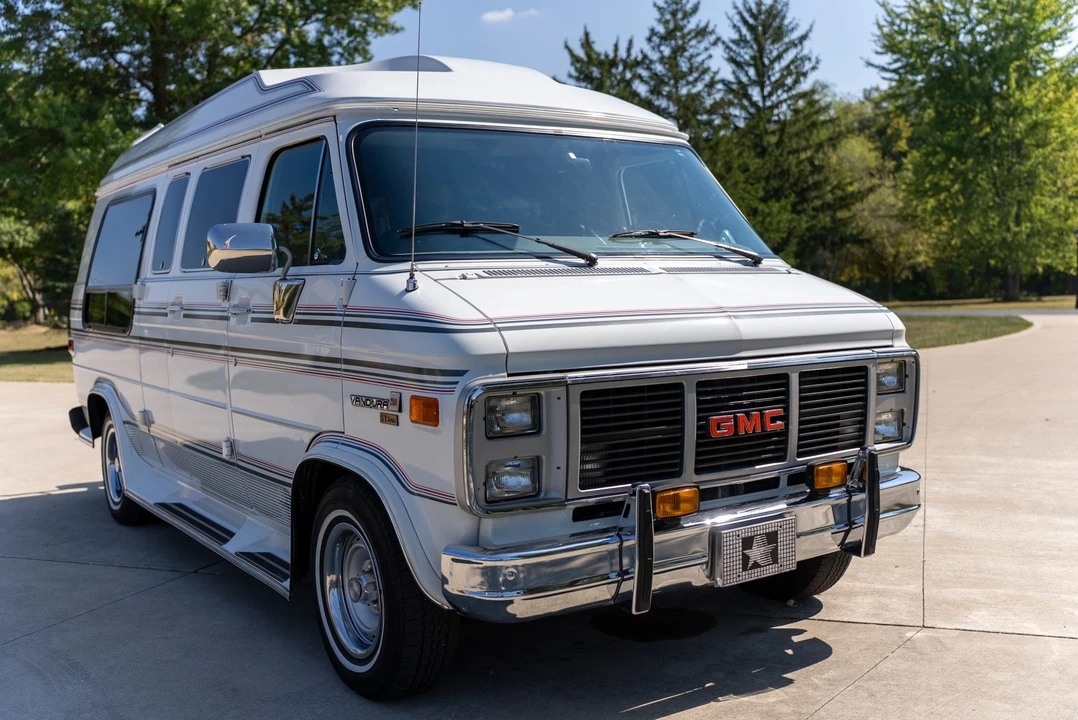 1991 GMC G-series Van - Image 5 of 31