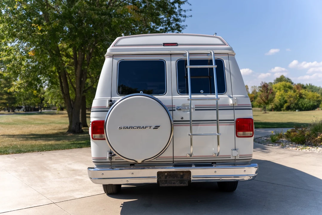 1991 GMC G-series Van - Image 24 of 31