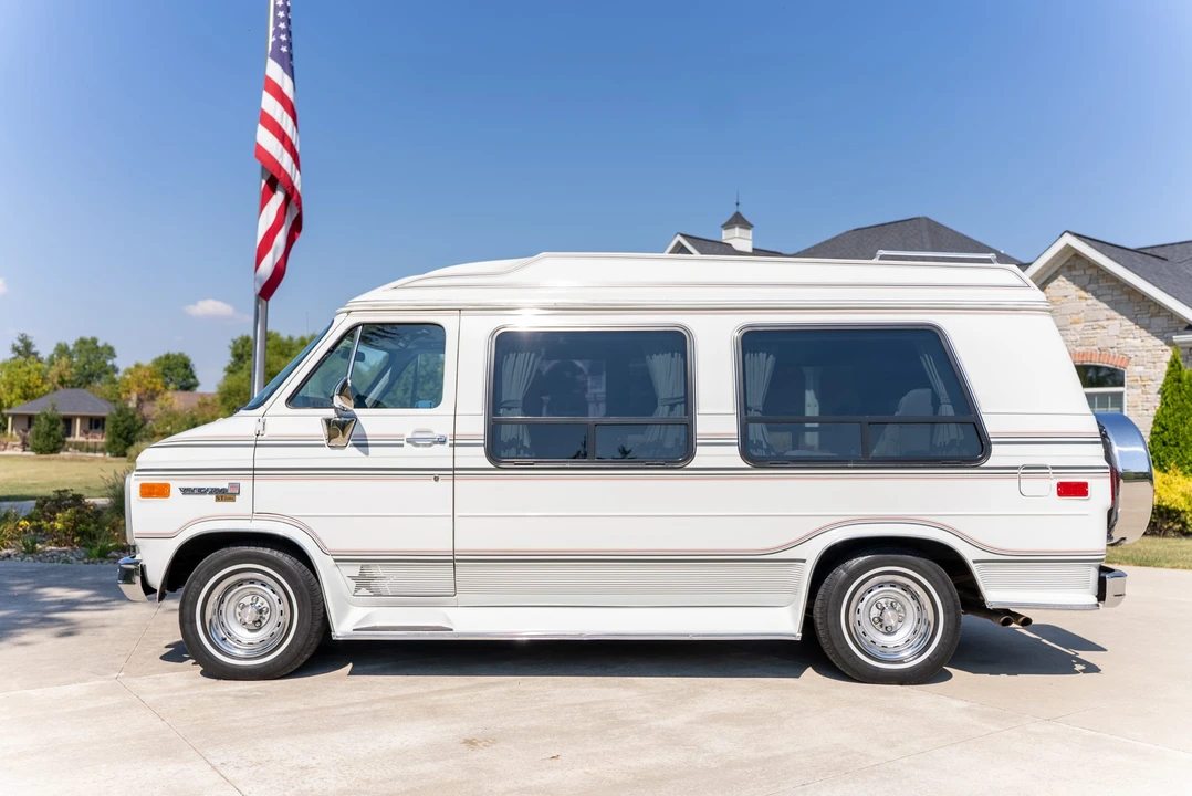 1991 GMC G-series Van - Image 16 of 31