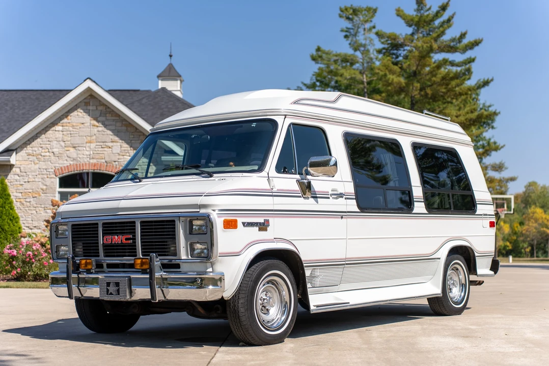 1991 GMC G-series Van - Image 14 of 31