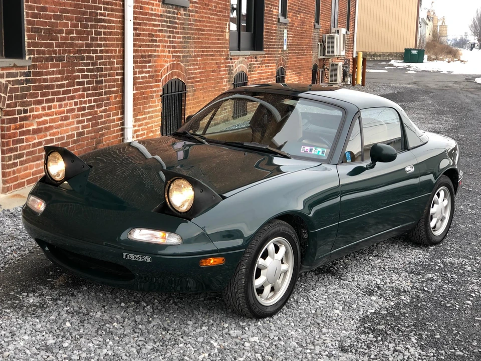 1991 Mazda NA MX-5 Miata - Image 2 of 31