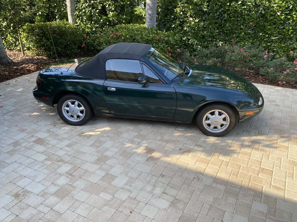 1991 Mazda NA MX-5 Miata - Image 16 of 31