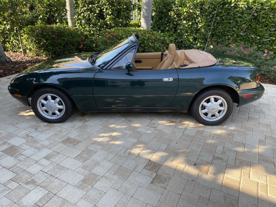 1991 Mazda NA MX-5 Miata - Image 2 of 31