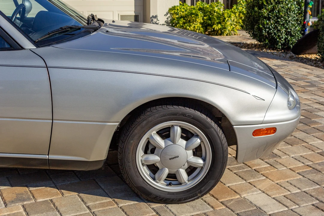 1992 Mazda NA MX-5 Miata - Image 17 of 31