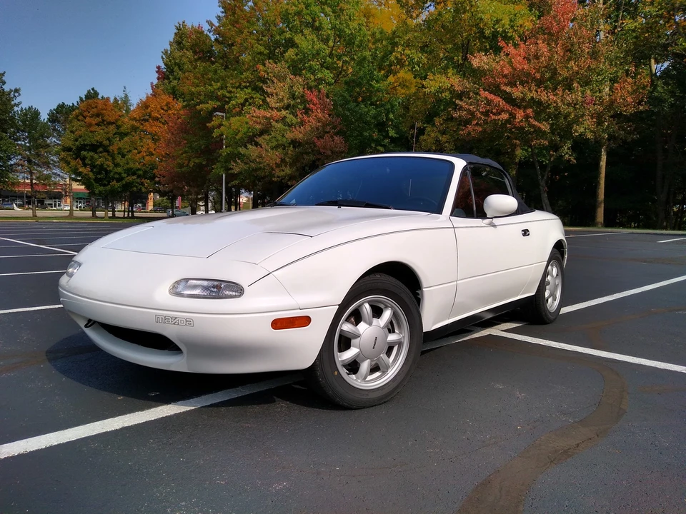 1992 Mazda NA MX-5 Miata - Image 4 of 31