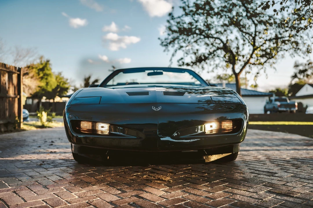 1992 Pontiac Firebird Trans Am 3rd Gen - Image 17 of 31