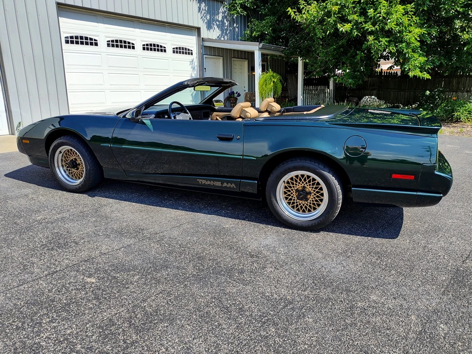 1992 Pontiac Firebird Trans Am 3rd Gen - Image 5 of 31