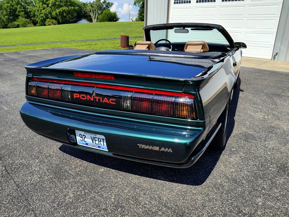 1992 Pontiac Firebird Trans Am 3rd Gen - Image 8 of 31