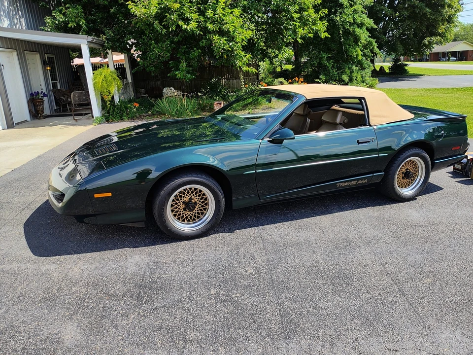 1992 Pontiac Firebird Trans Am 3rd Gen - Image 17 of 31