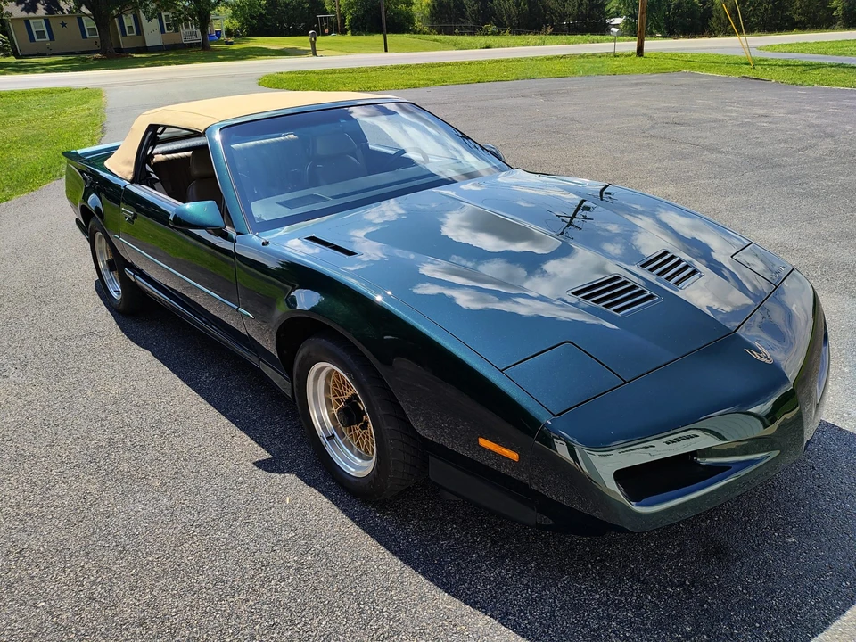 1992 Pontiac Firebird Trans Am 3rd Gen - Image 23 of 31